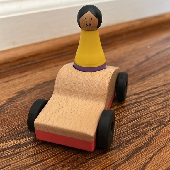 LOVEVERY STELLA AND PUSH CAR WOODEN TOY - Picture 3 of 6